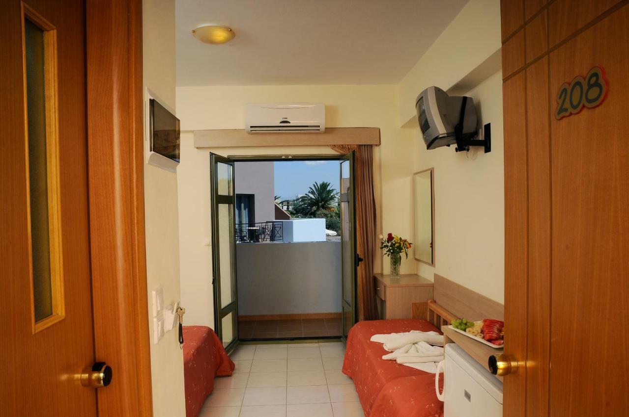 Hotel Stella-Katrin Platanes  Exteriér fotografie